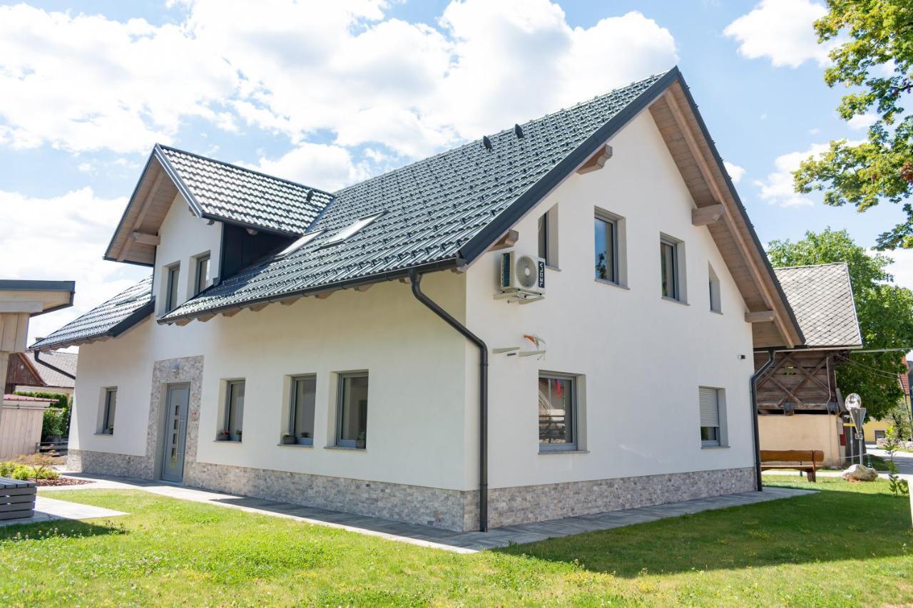 Prima Countryside Apartments Zirovnica ภายนอก รูปภาพ