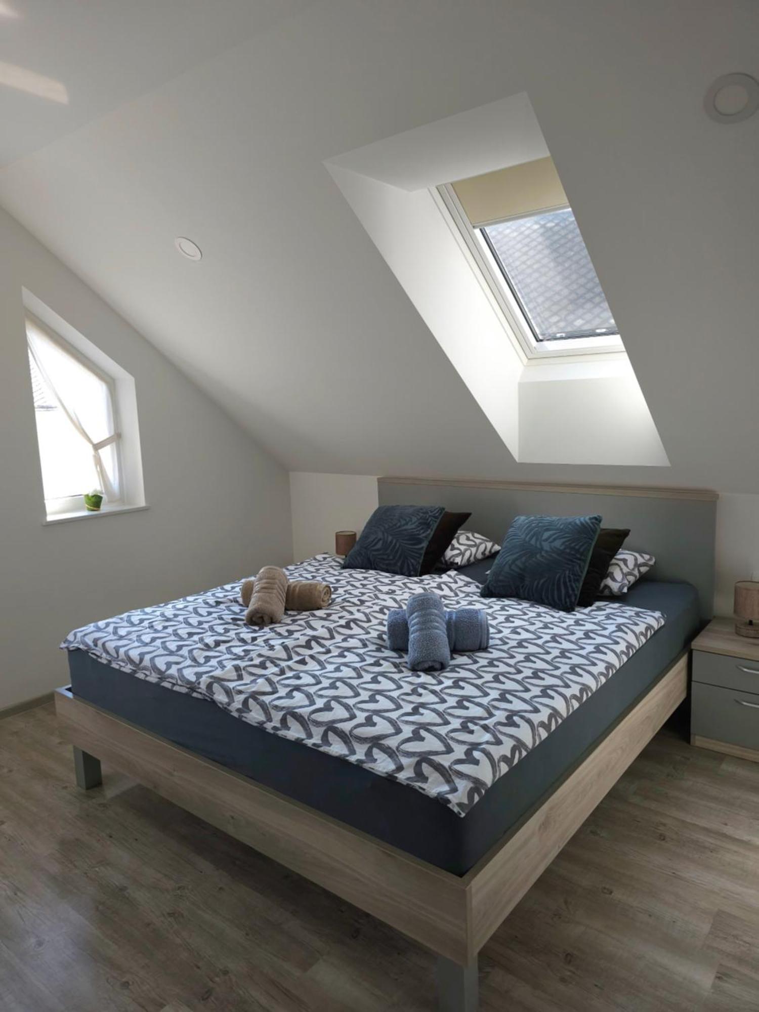 Prima Countryside Apartments Zirovnica ภายนอก รูปภาพ