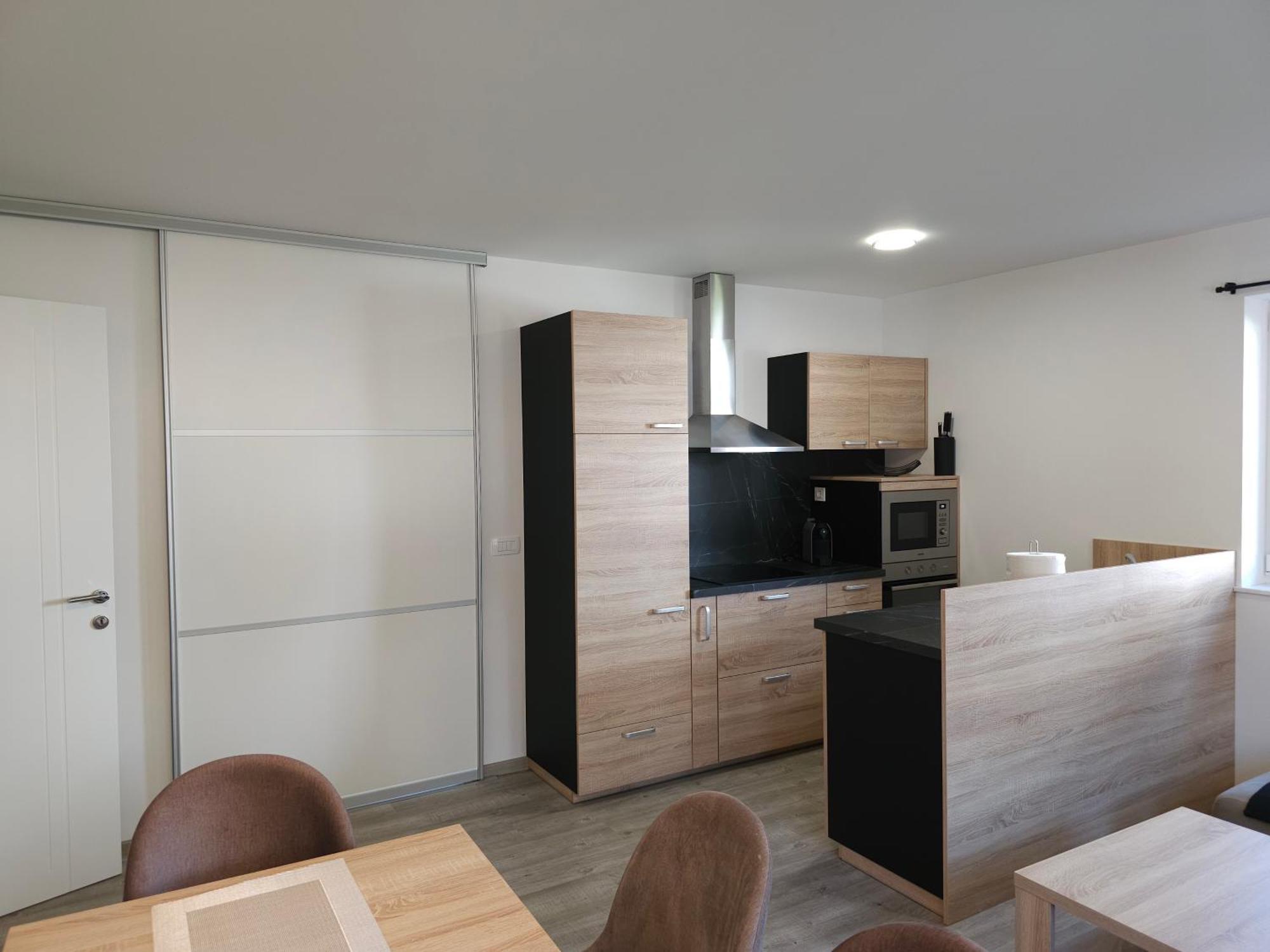 Prima Countryside Apartments Zirovnica ห้อง รูปภาพ